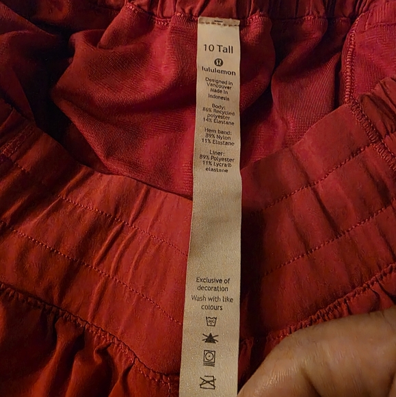 LULULEMON - Picture 6 of 9